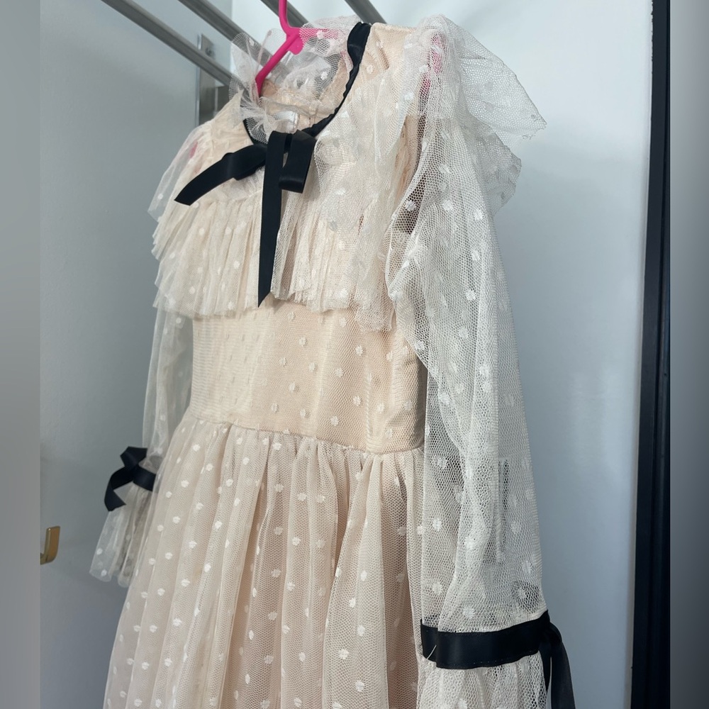 Girls dress